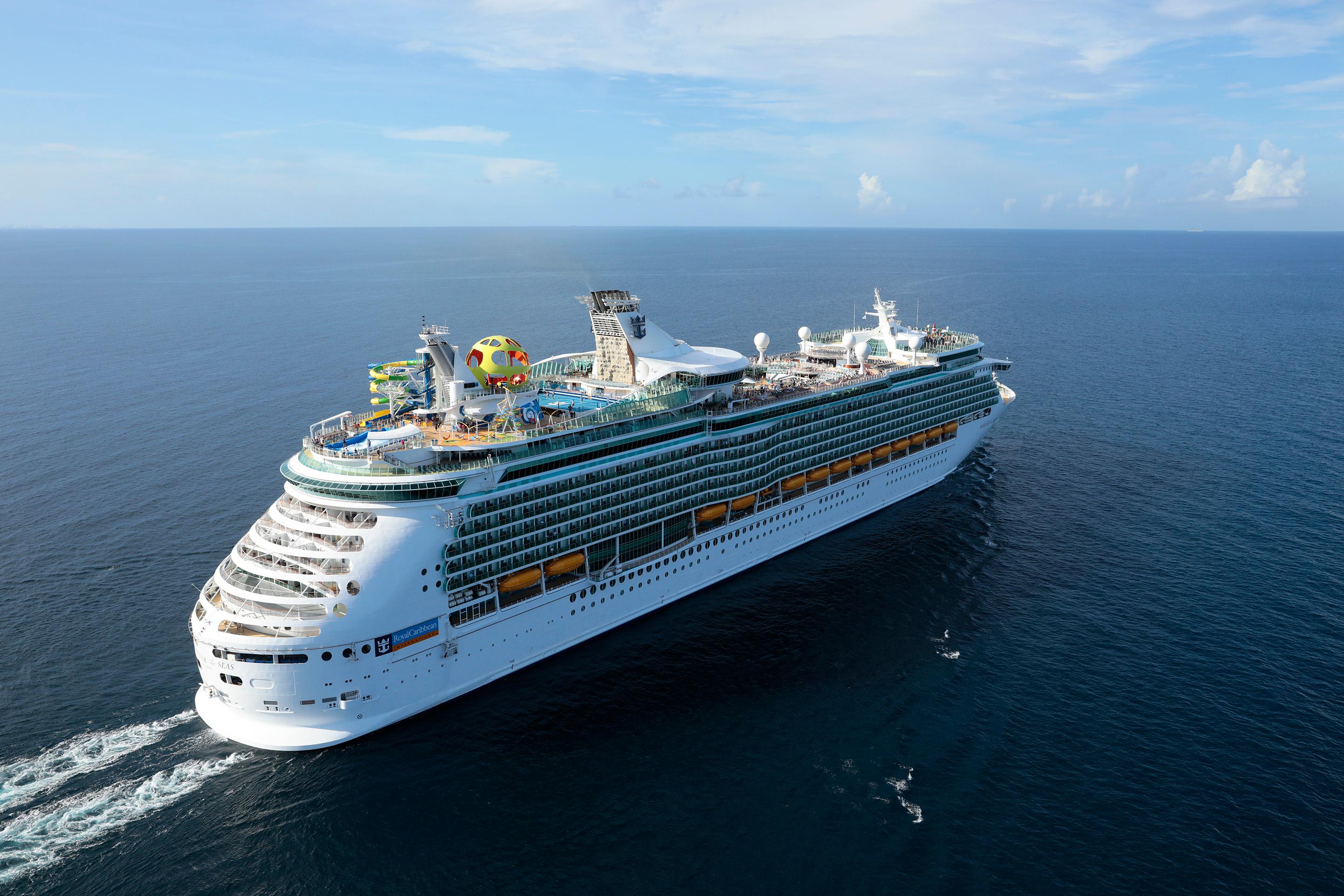 Ocean Cruises background